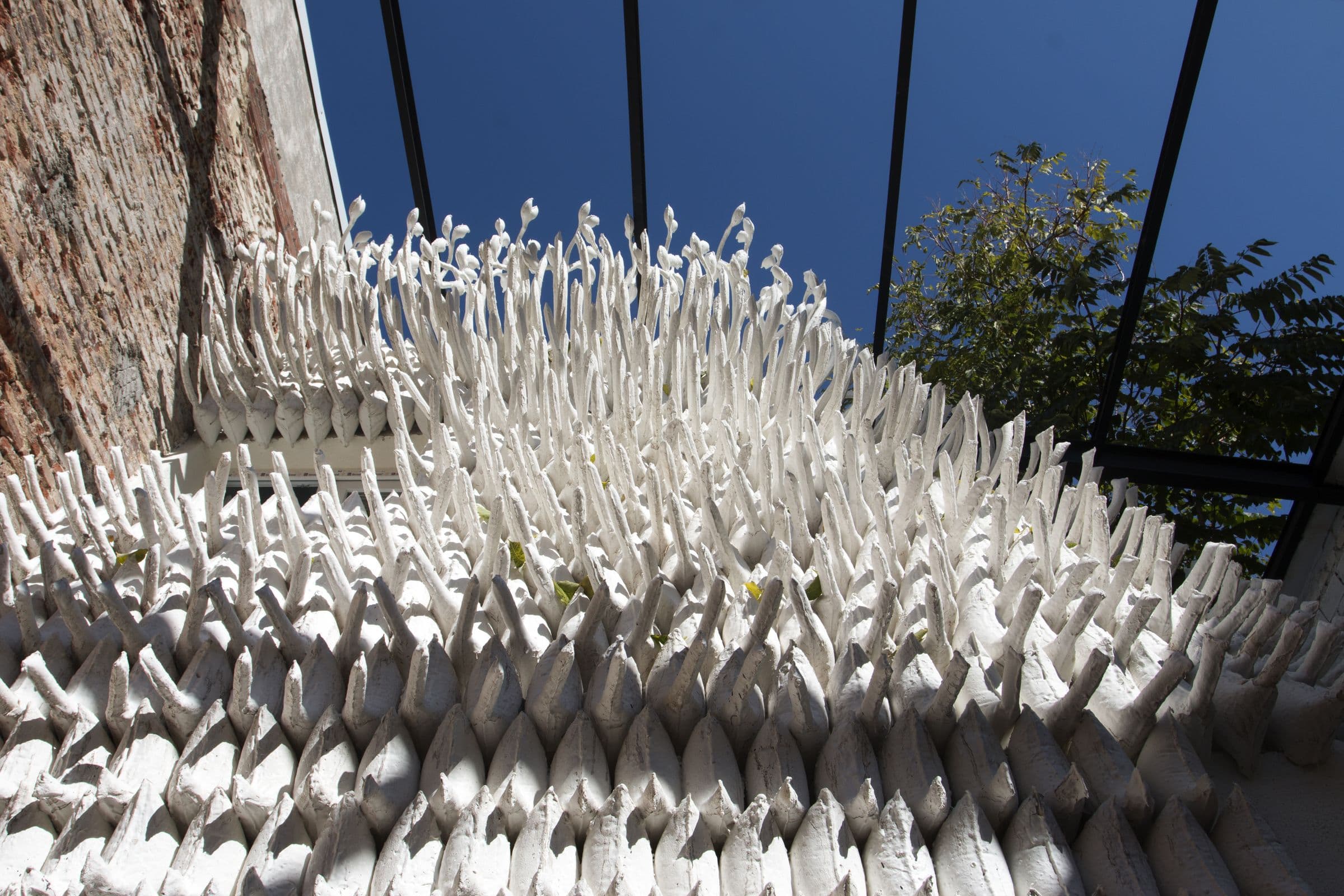 Loft in Madrid, Façade components